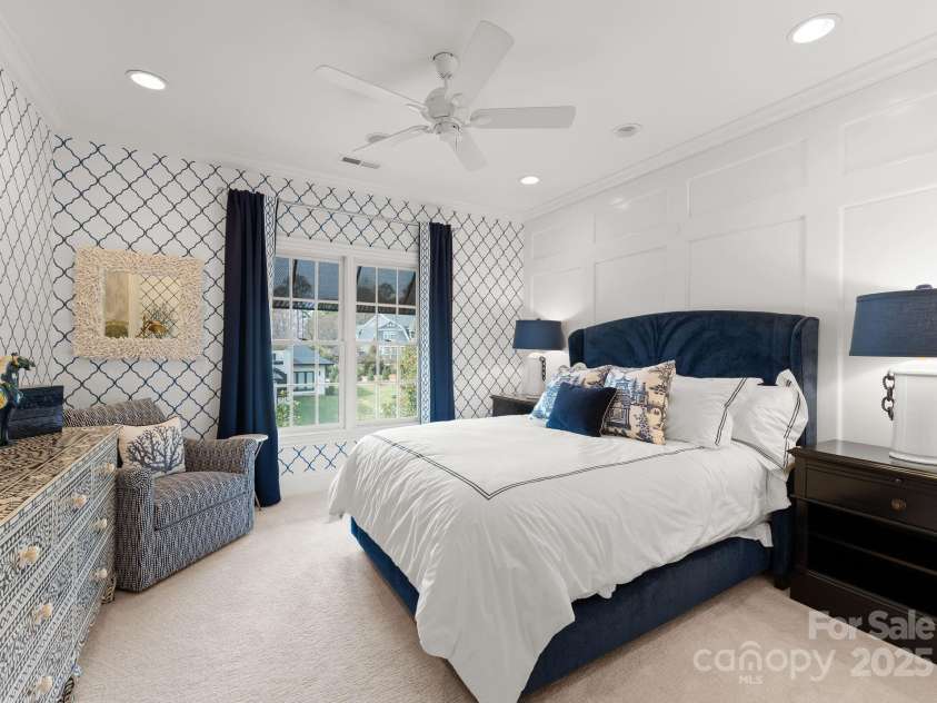 131 The Point Drive, Mooresville, NC 28117.  MLS# CAR4225104, YatesRealty ID 6719. 