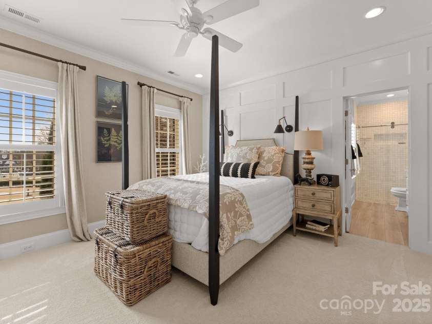 131 The Point Drive, Mooresville, NC 28117.  MLS# CAR4225104, YatesRealty ID 6719. 