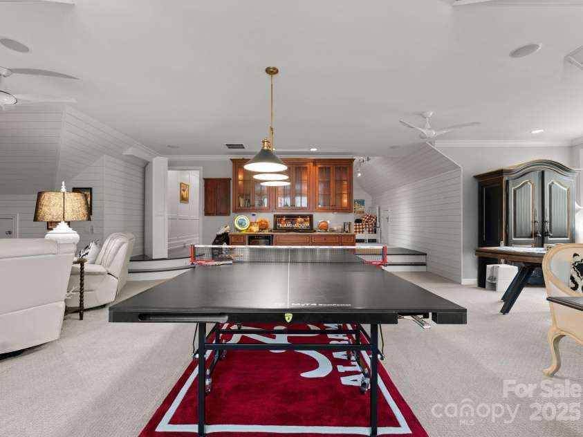 131 The Point Drive, Mooresville, NC 28117.  MLS# CAR4225104, YatesRealty ID 6719. 