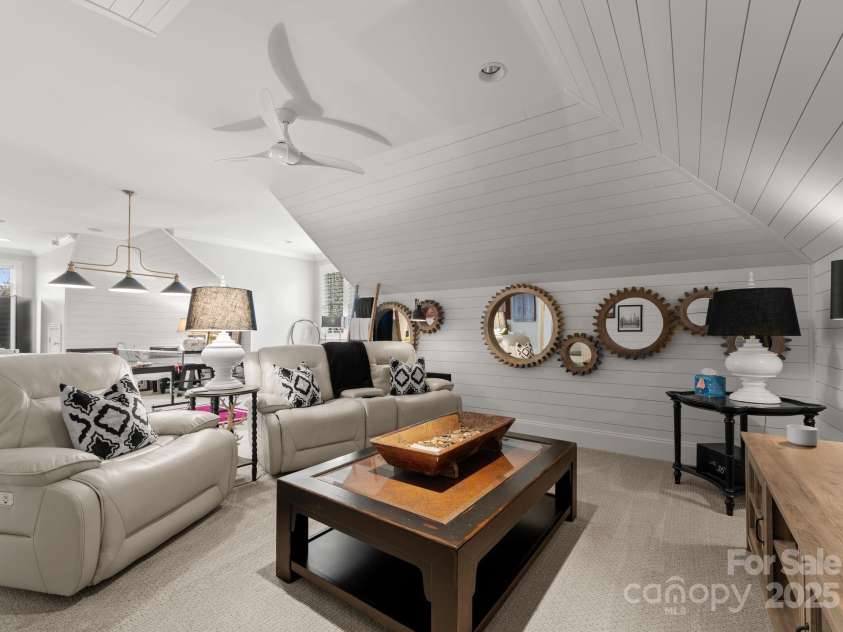 131 The Point Drive, Mooresville, NC 28117.  MLS# CAR4225104, YatesRealty ID 6719. 