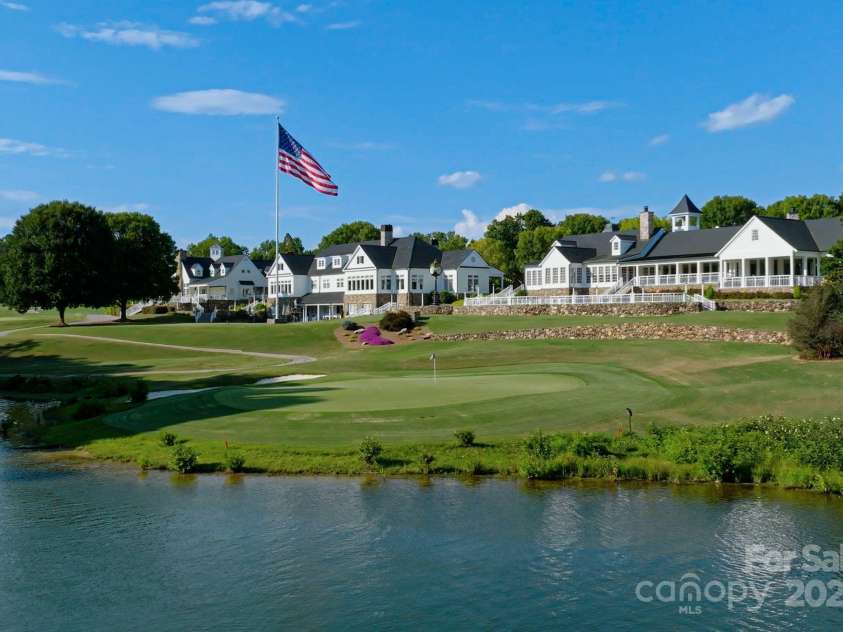 131 The Point Drive, Mooresville, NC 28117.  MLS# CAR4225104, YatesRealty ID 6719. 