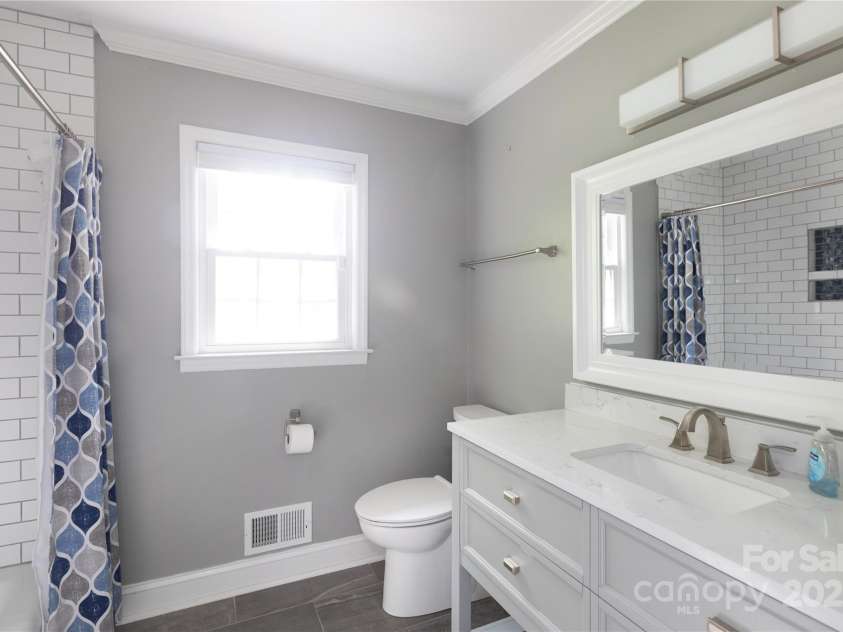 6701 Highbrook Drive, Charlotte, NC 28212.  MLS# CAR4247178, YatesRealty ID 6721. 