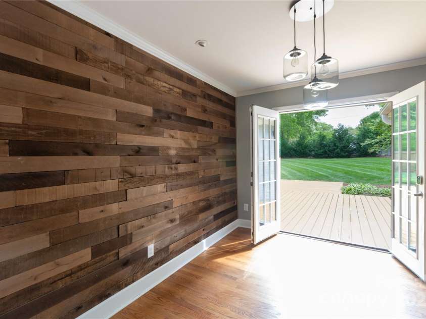 6701 Highbrook Drive, Charlotte, NC 28212.  MLS# CAR4247178, YatesRealty ID 6721. 