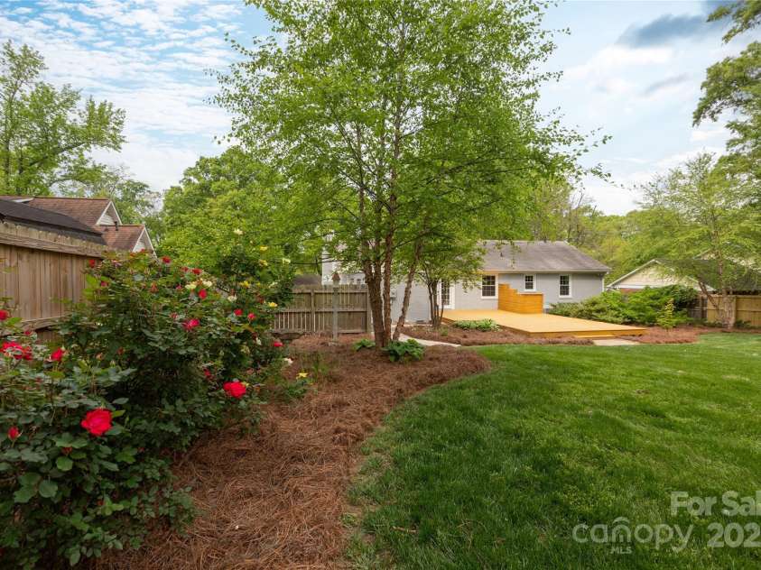 6701 Highbrook Drive, Charlotte, NC 28212.  MLS# CAR4247178, YatesRealty ID 6721. 