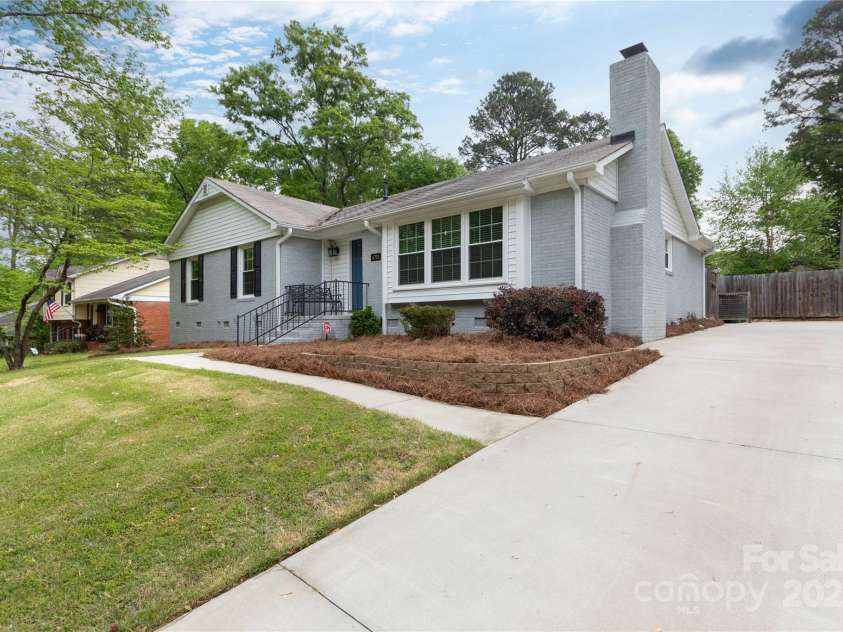 6701 Highbrook Drive, Charlotte, NC 28212.  MLS# CAR4247178, YatesRealty ID 6721. 