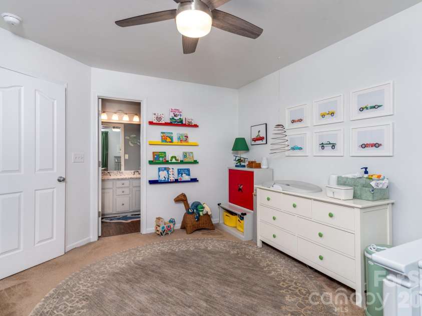 13549 Aldenbrook Drive, Huntersville, NC 28078.  MLS# CAR4344192, YatesRealty ID 6724. 