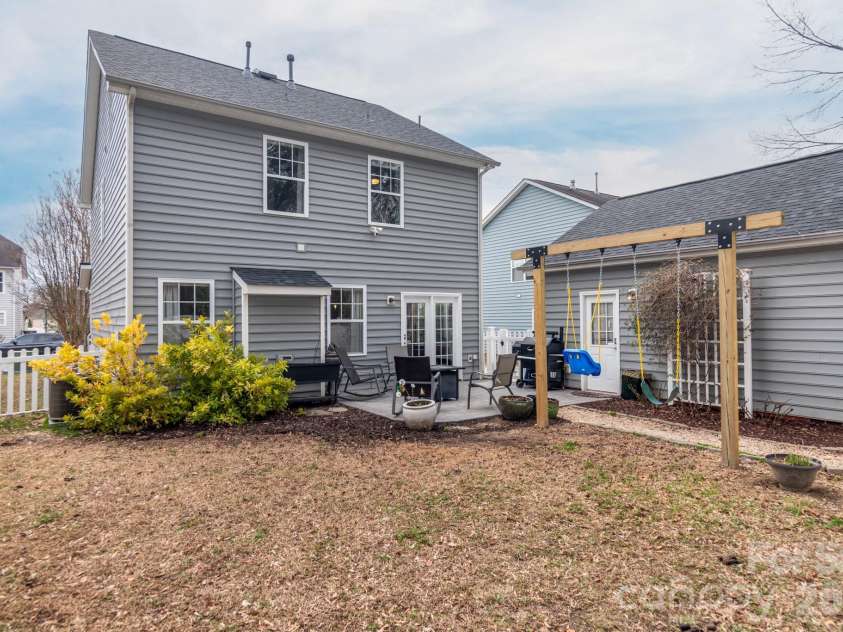 13549 Aldenbrook Drive, Huntersville, NC 28078.  MLS# CAR4344192, YatesRealty ID 6724. 