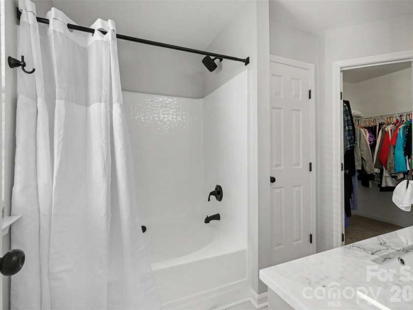 1017 Farmingham Lane, Indian Trail, NC 28079.  MLS# CAR4361381, YatesRealty ID 6727. 