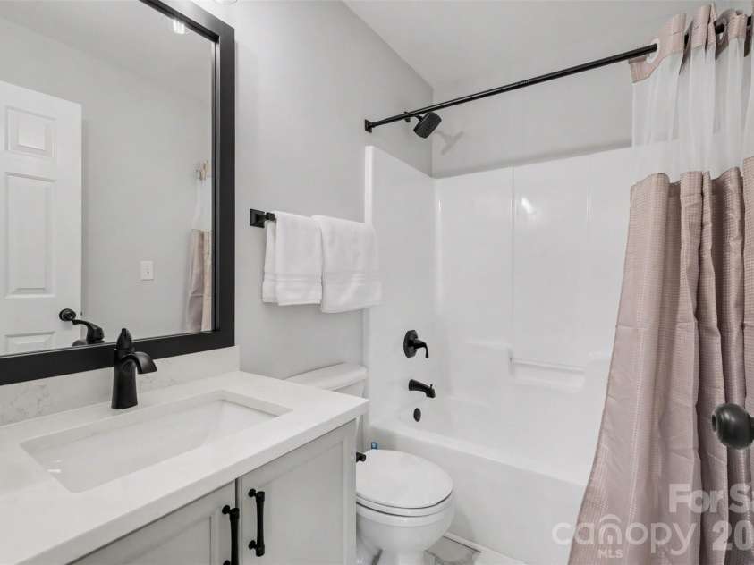 1017 Farmingham Lane, Indian Trail, NC 28079.  MLS# CAR4361381, YatesRealty ID 6727. 