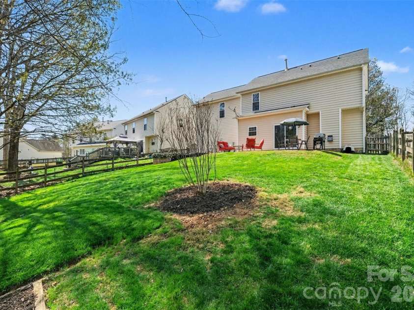 1017 Farmingham Lane, Indian Trail, NC 28079.  MLS# CAR4361381, YatesRealty ID 6727. 
