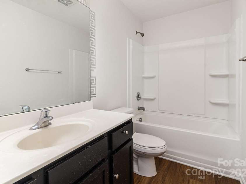 6204 Springbeauty Drive, Charlotte, NC 28227.  MLS# CAR4209429, YatesRealty ID 6727. 