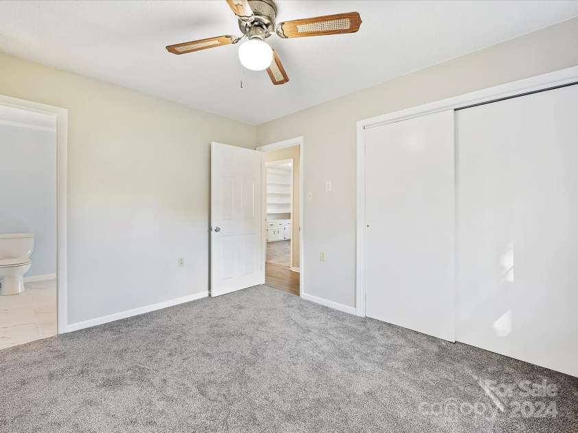 111 Bobby Lee Lane, Mooresville, NC 28115.  MLS# CAR4127085, YatesRealty ID 6728. Primary Bedroom