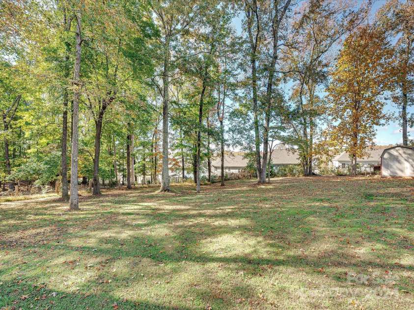 111 Bobby Lee Lane, Mooresville, NC 28115.  MLS# CAR4127085, YatesRealty ID 6728. Spacious Backyard
