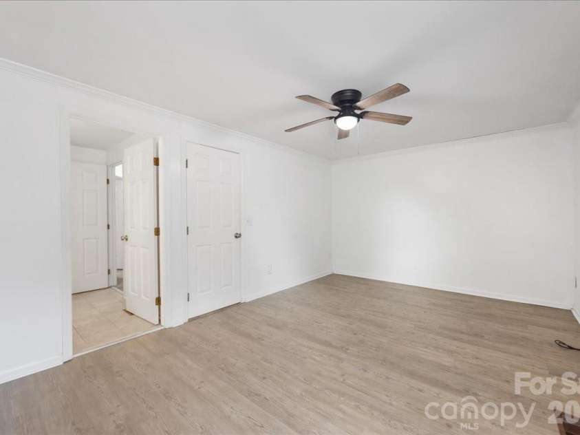 237 Water Oak Drive, Pineville, NC 28134.  MLS# CAR4351240, YatesRealty ID 6728. Primary bedroom
