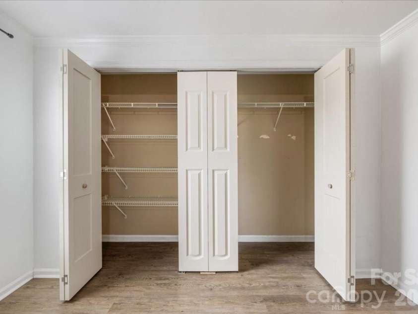 237 Water Oak Drive, Pineville, NC 28134.  MLS# CAR4351240, YatesRealty ID 6728. Primary bedroom