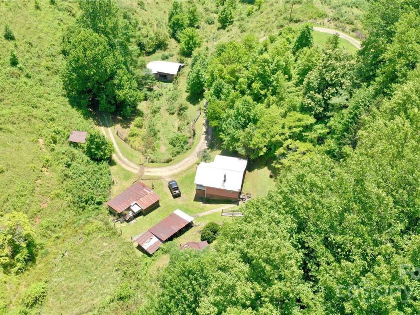 2087 Henry Road, Sylva, NC 28779.  MLS# CAR4273854, YatesRealty ID 6729. 