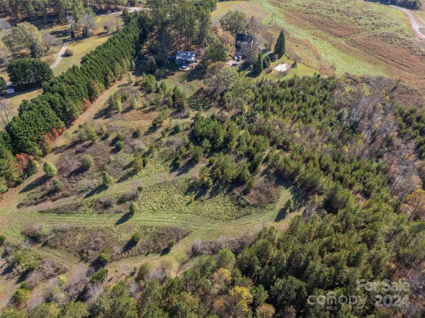 2662 Green Creek Drive, Columbus, NC 28722.  MLS# CAR4203189, YatesRealty ID 6729. 