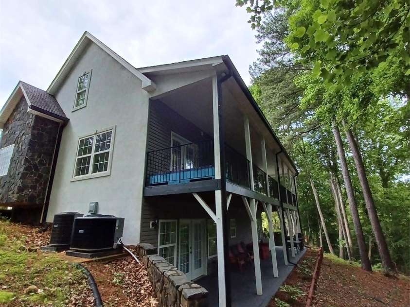 3645 Lake Bluff Drive, Sherrills Ford, NC 28763.  MLS# CAR4277092, YatesRealty ID 673. Two and one half stories