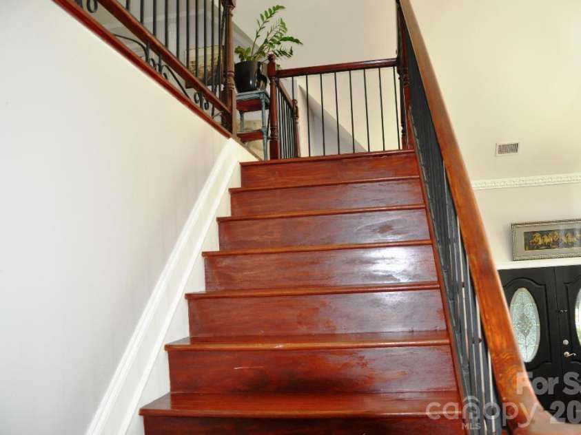 3645 Lake Bluff Drive, Sherrills Ford, NC 28763.  MLS# CAR4410321, YatesRealty ID 673. 