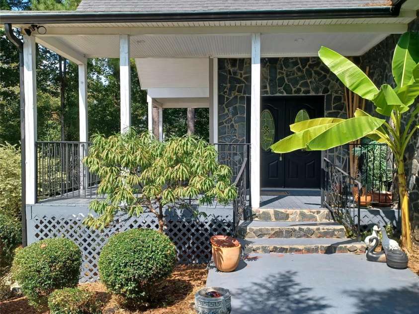 3645 Lake Bluff Drive, Sherrills Ford, NC 28763.  MLS# CAR4410321, YatesRealty ID 673. 