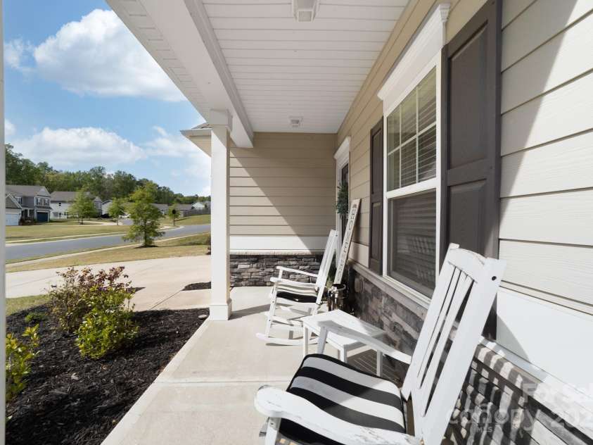 132 Moores Branch Road, Mount Holly, NC 28120.  MLS# CAR4248613, YatesRealty ID 6730. 