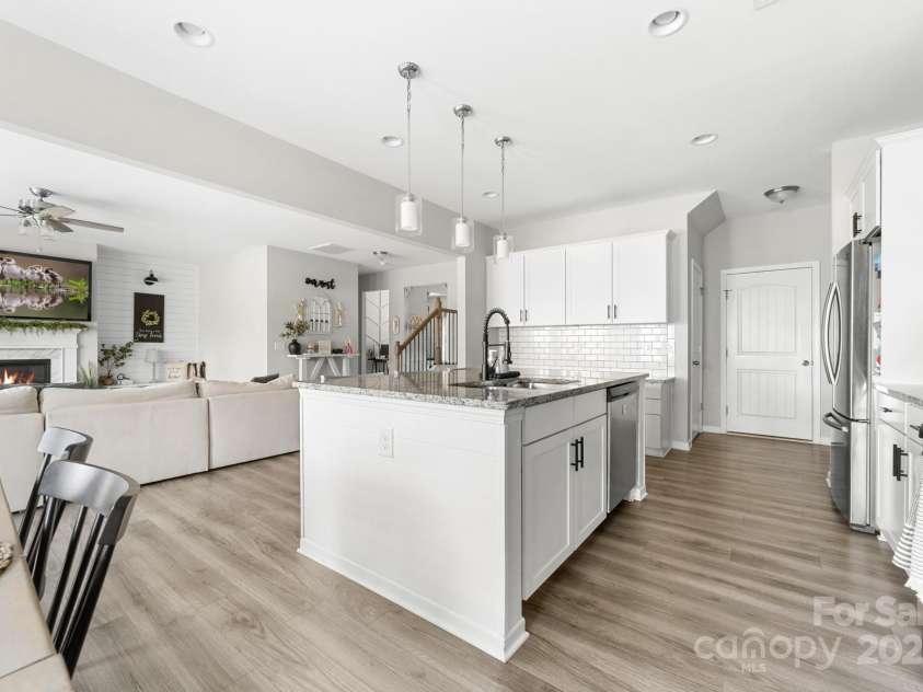 132 Moores Branch Road, Mount Holly, NC 28120.  MLS# CAR4248613, YatesRealty ID 6730. 