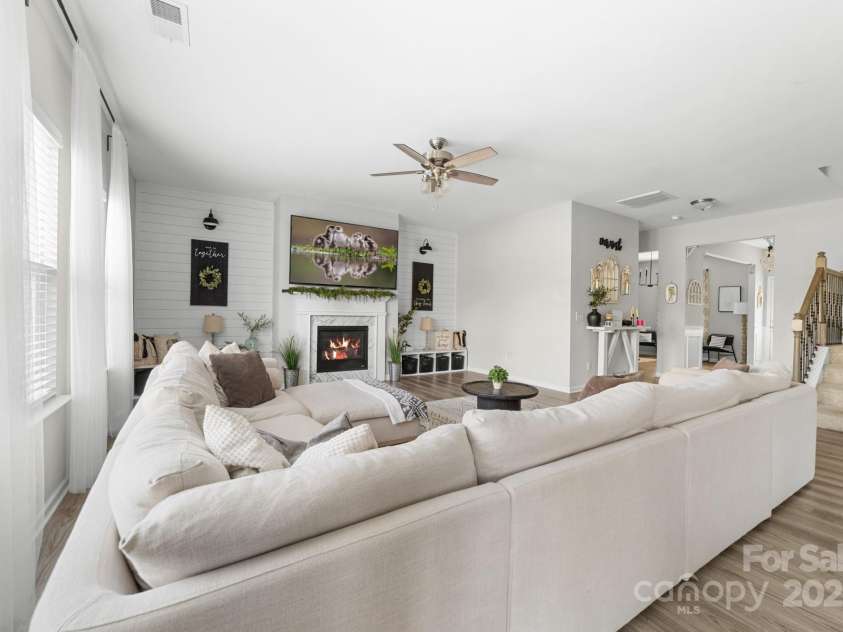 132 Moores Branch Road, Mount Holly, NC 28120.  MLS# CAR4248613, YatesRealty ID 6730. 