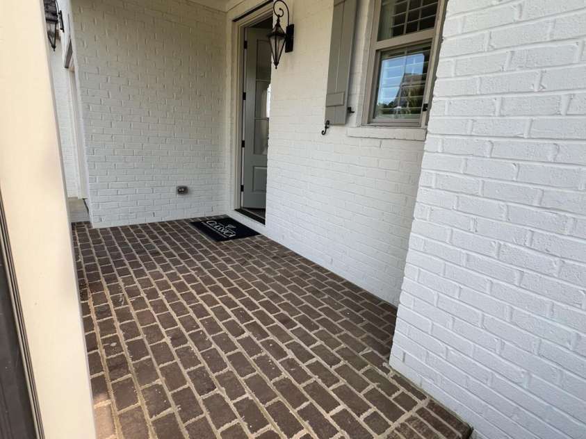 2016 Thatcher Way, Fort Mill, SC 29715.  MLS# CAR4221325, YatesRealty ID 6731. 
