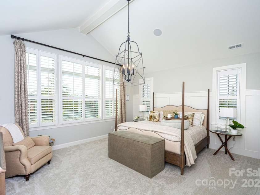2016 Thatcher Way, Fort Mill, SC 29715.  MLS# CAR4221325, YatesRealty ID 6731. 