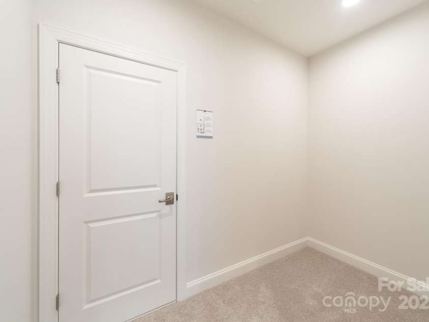 2016 Thatcher Way, Fort Mill, SC 29715.  MLS# CAR4221325, YatesRealty ID 6731. 