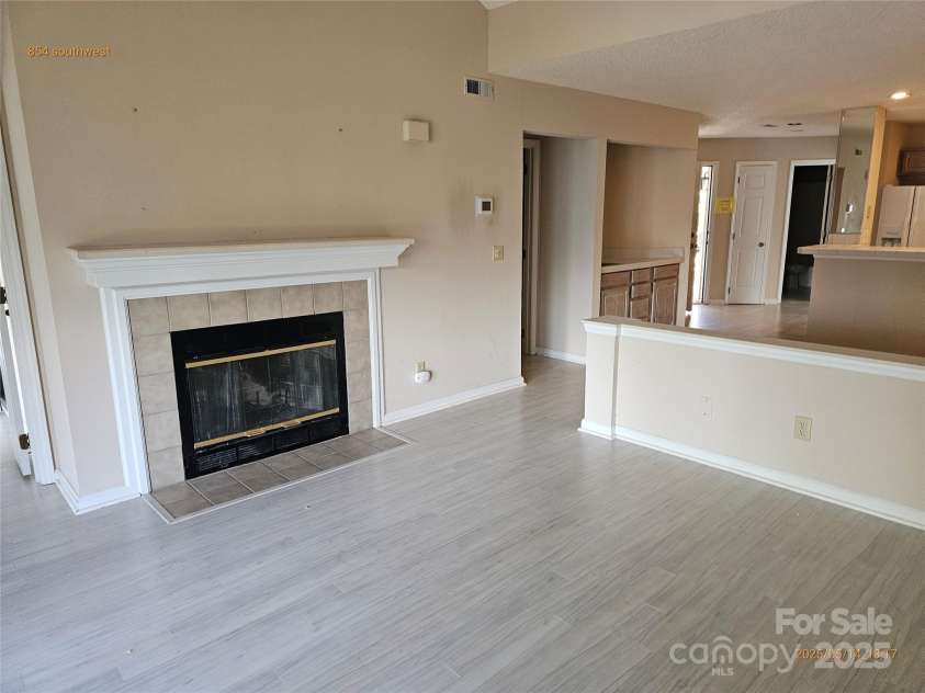 854 Southwest Drive, Davidson, NC 28036.  MLS# CAR4265992, YatesRealty ID 6731. 