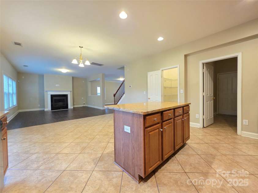 10927 Kinnairds Street, Charlotte, NC 28278.  MLS# CAR4231130, YatesRealty ID 6732. 