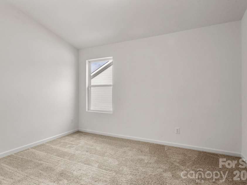 4511 Eaves Lane, Charlotte, NC 28215.  MLS# CAR4353030, YatesRealty ID 6737. 