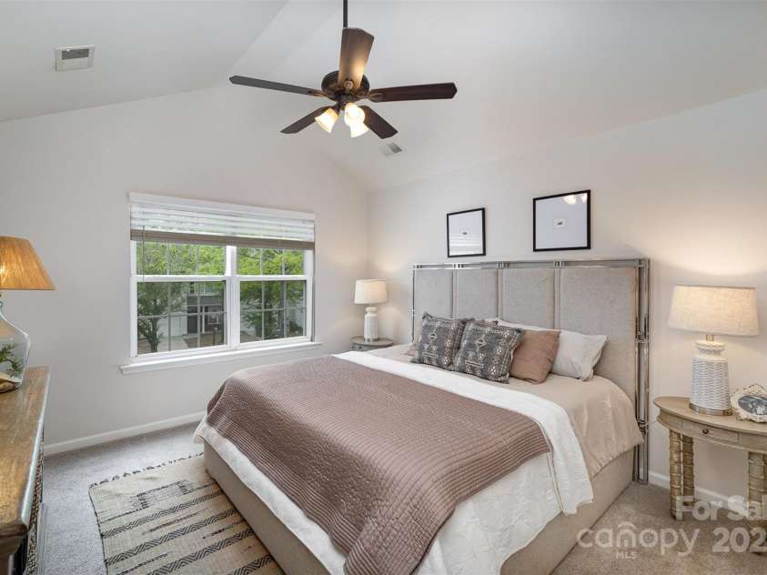 7445 Abigail Glen Drive, Charlotte, NC 28212.  MLS# CAR4242809, YatesRealty ID 6737. Primary Bedroom