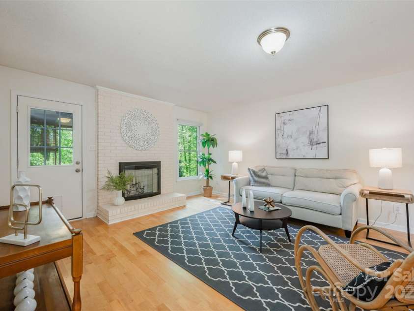 7230 Ridge Lane Road, Charlotte, NC 28262.  MLS# CAR4246233, YatesRealty ID 6738. 
