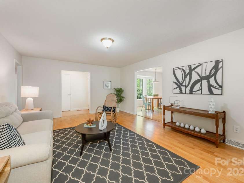 7230 Ridge Lane Road, Charlotte, NC 28262.  MLS# CAR4246233, YatesRealty ID 6738. 