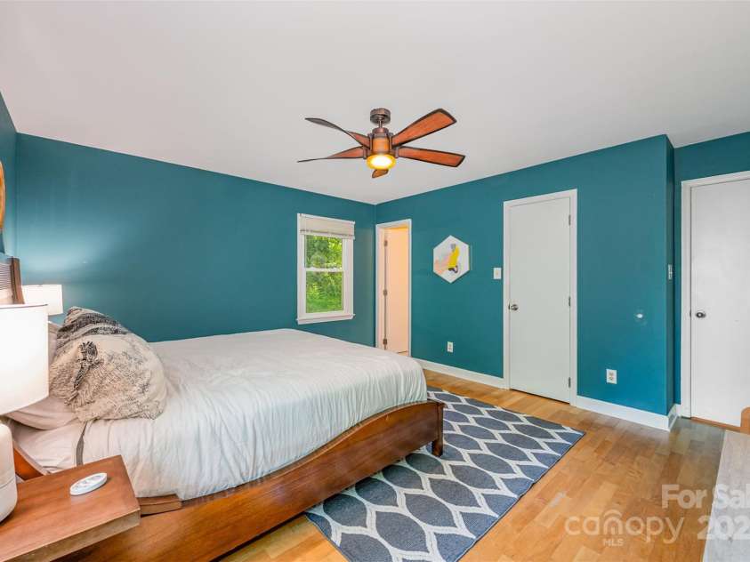 7230 Ridge Lane Road, Charlotte, NC 28262.  MLS# CAR4246233, YatesRealty ID 6738. 