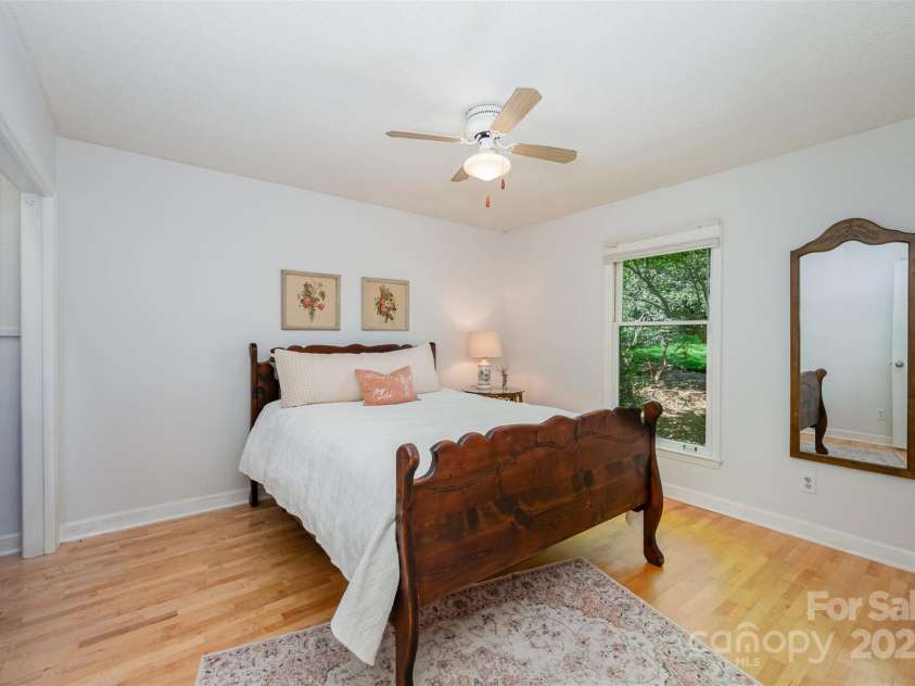 7230 Ridge Lane Road, Charlotte, NC 28262.  MLS# CAR4246233, YatesRealty ID 6738. 