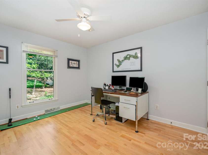 7230 Ridge Lane Road, Charlotte, NC 28262.  MLS# CAR4246233, YatesRealty ID 6738. 