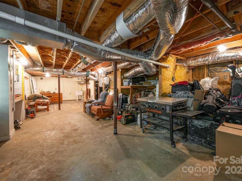7230 Ridge Lane Road, Charlotte, NC 28262.  MLS# CAR4246233, YatesRealty ID 6738. 