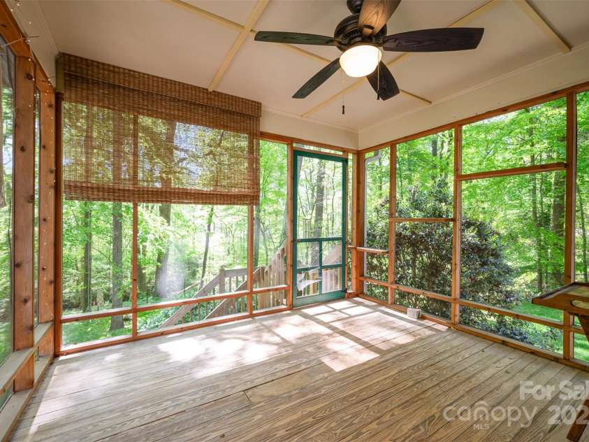 7230 Ridge Lane Road, Charlotte, NC 28262.  MLS# CAR4246233, YatesRealty ID 6738. 