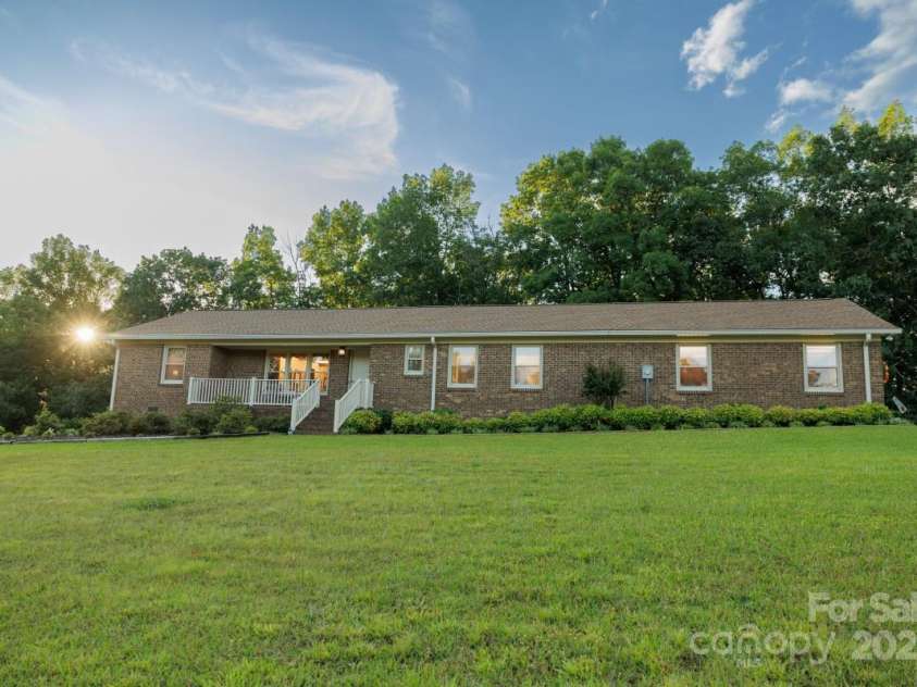 4816 Zion Church Road, Concord, NC 28025.  MLS# CAR4219241, YatesRealty ID 674. 26 acres on Zion Church