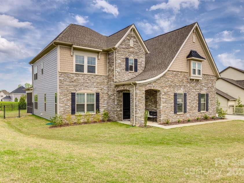 7157 Sumters Camp Trail, Indian Land, SC 29707.  MLS# CAR4245064, YatesRealty ID 6741. Desirable Corner Lot