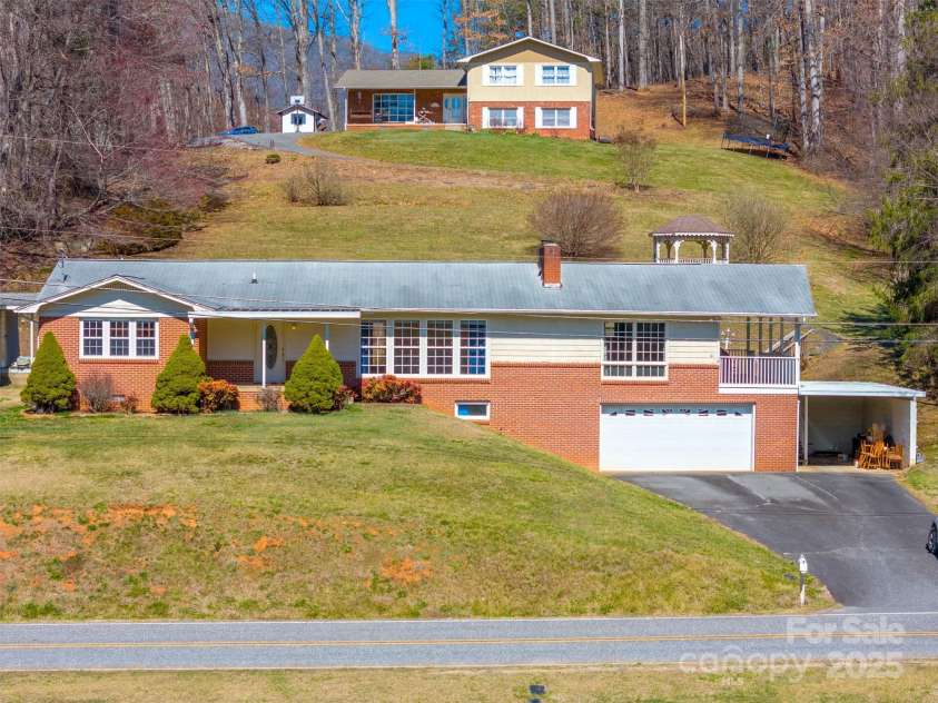 67 Hillcrest Street, Sylva, NC 28779.  MLS# CAR4231193, YatesRealty ID 6742. 