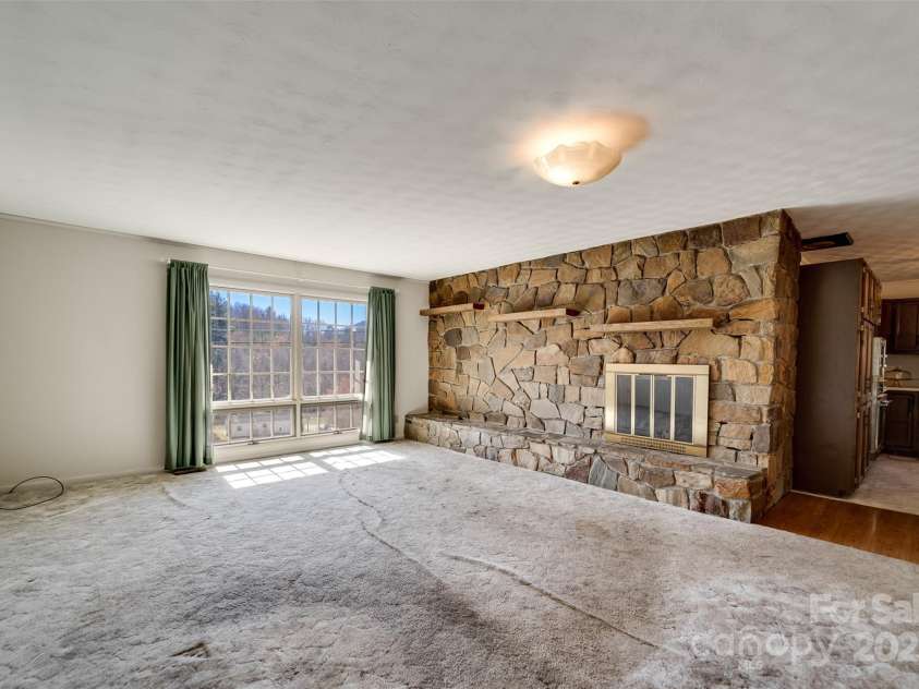 67 Hillcrest Street, Sylva, NC 28779.  MLS# CAR4231193, YatesRealty ID 6742. 