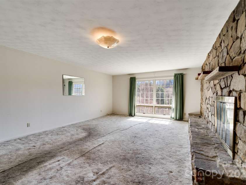 67 Hillcrest Street, Sylva, NC 28779.  MLS# CAR4231193, YatesRealty ID 6742. 