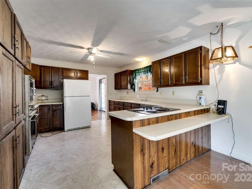 67 Hillcrest Street, Sylva, NC 28779.  MLS# CAR4231193, YatesRealty ID 6742. 