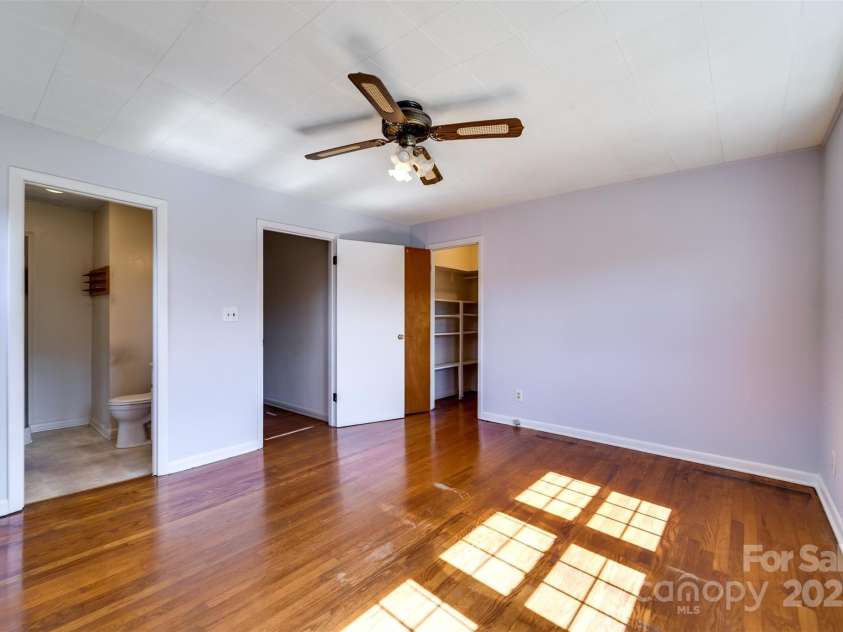 67 Hillcrest Street, Sylva, NC 28779.  MLS# CAR4231193, YatesRealty ID 6742. 