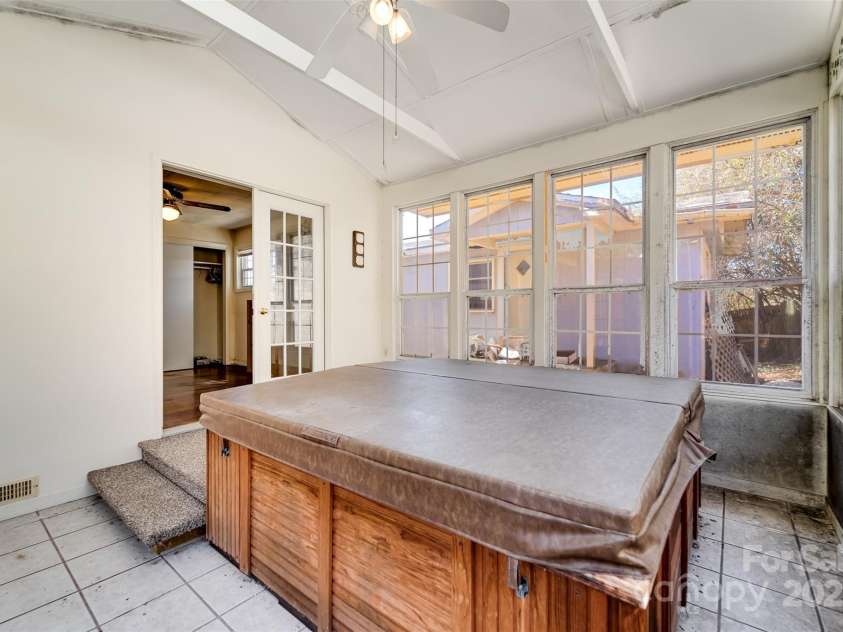 67 Hillcrest Street, Sylva, NC 28779.  MLS# CAR4231193, YatesRealty ID 6742. 