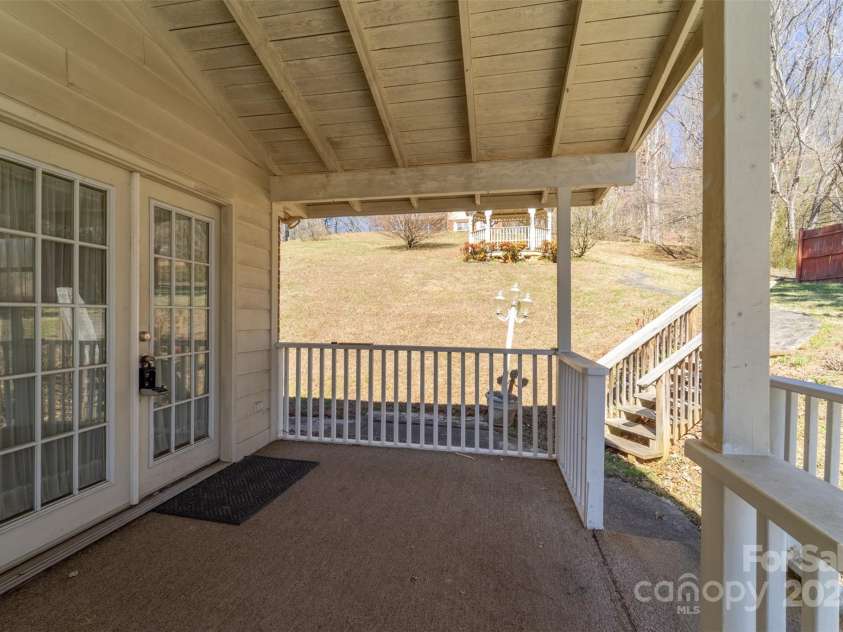 67 Hillcrest Street, Sylva, NC 28779.  MLS# CAR4231193, YatesRealty ID 6742. 